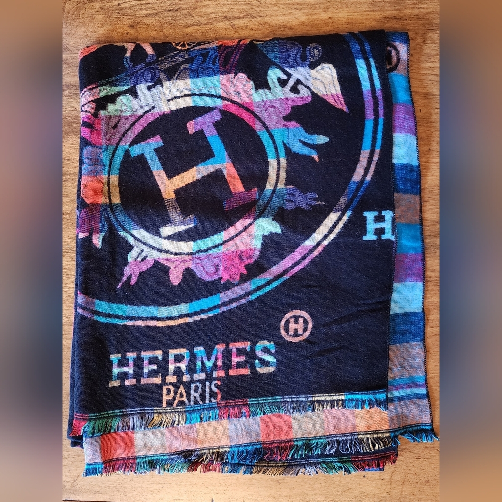 Black Multicolor Scarf With Carriage Design "H" "Hermes Paris"